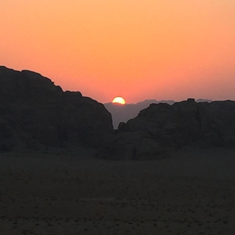 Wadi Rum Starlight Camp Екстериор снимка